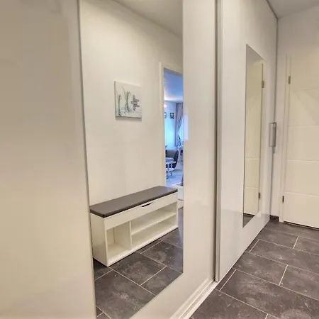 - Haus H, App 0h0102
