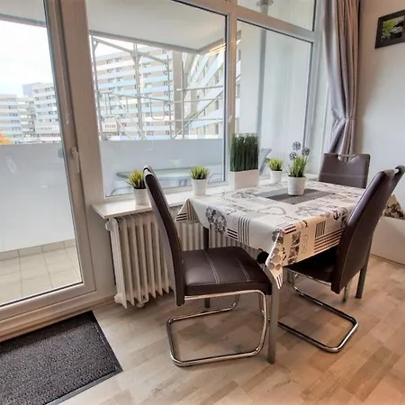 - Haus H, App 0h0102 הייליגנהאפן
