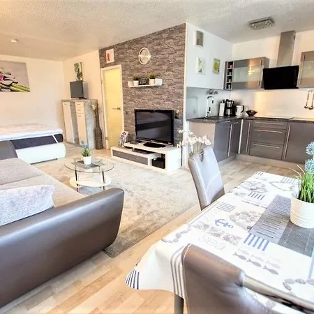- Haus H, App 0h0102 * هايليغنهافن